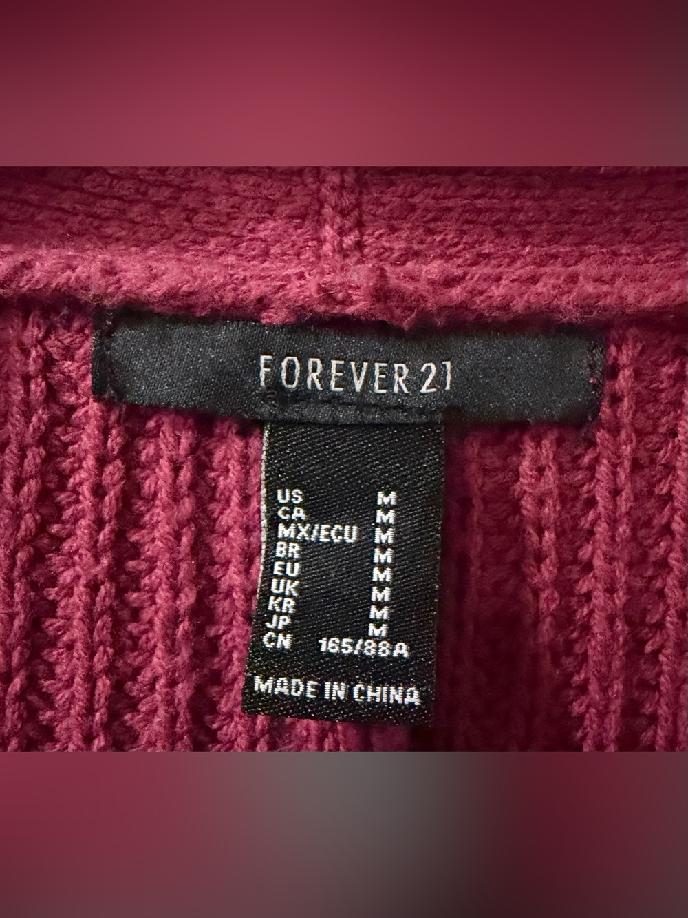 Forever 21 Raspberry Cropped Rib-Knit Button Cardigan 🥳 Size Medium - Picture 3 of 3